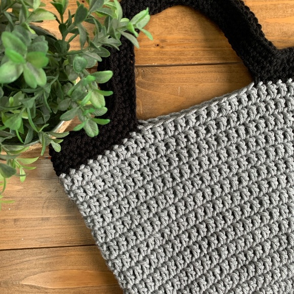 Crochet mini market bag - Picture 2 of 2